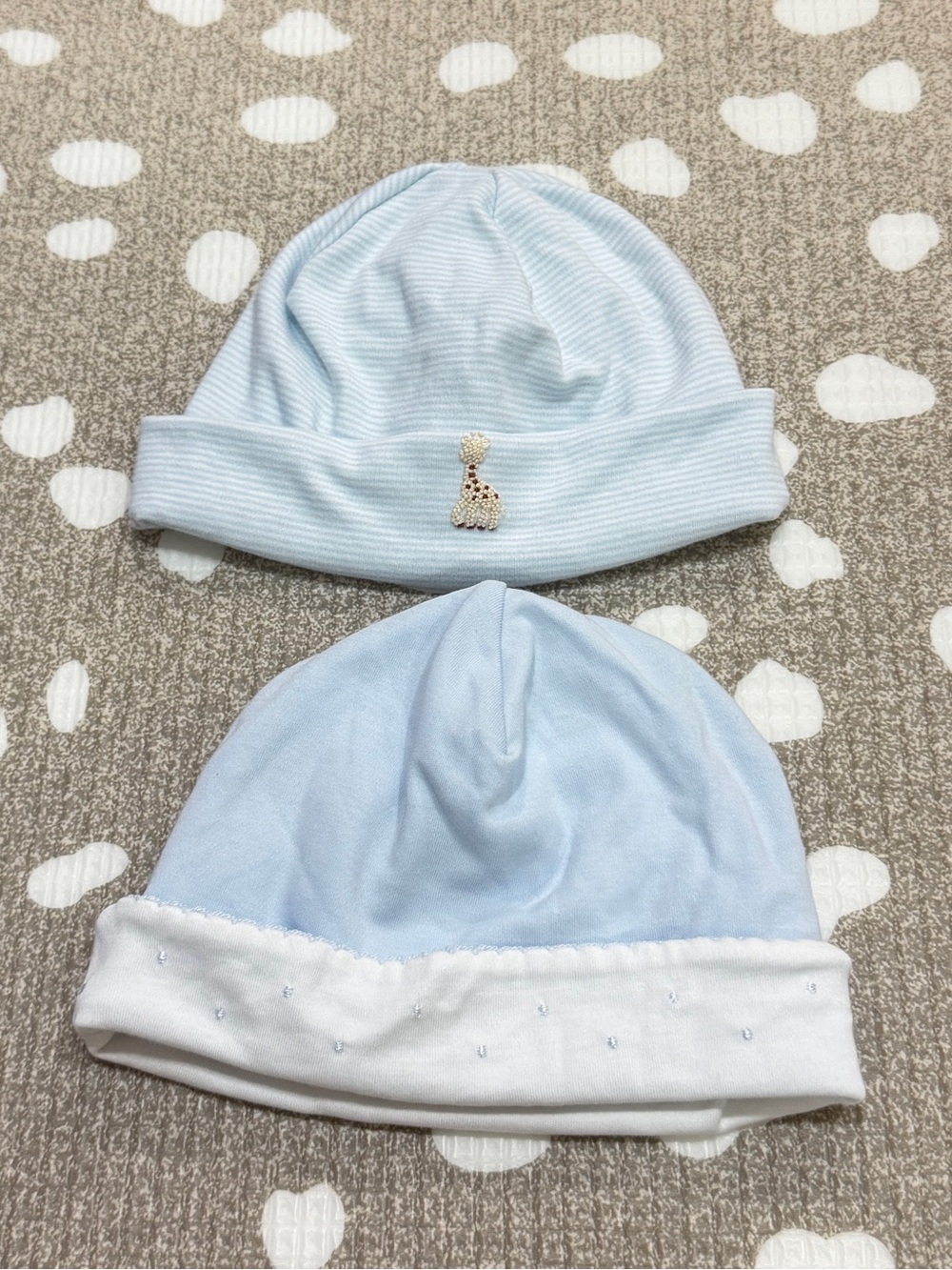 Kissy Kissy hats newborn baby boy pima embroidered sophie the giraffe beanie set